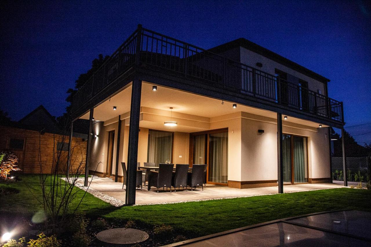 Balaking Villa Zamárdi Exteriör bild